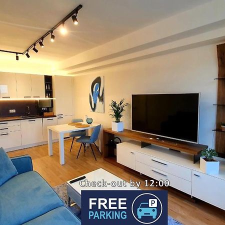Luxury Apartment Vbloku Prag Exterior foto