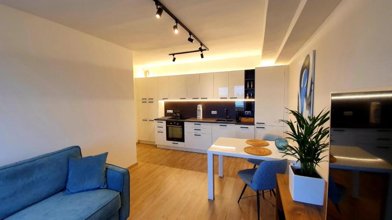 Luxury Apartment Vbloku Prag Exterior foto